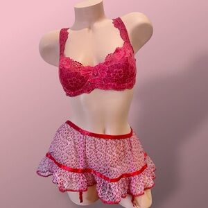 Vintage Y2K Victoria’s Secret red/coral cherry print Bra garter skirt set NWT